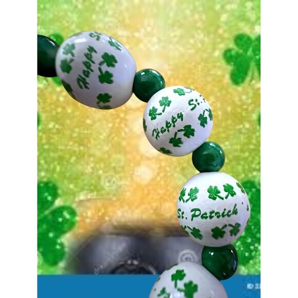 Happy St Patricks Day Shamrock Wood Beaded Stretch Bracelet Marbled Acce… - Picture 6 of 12